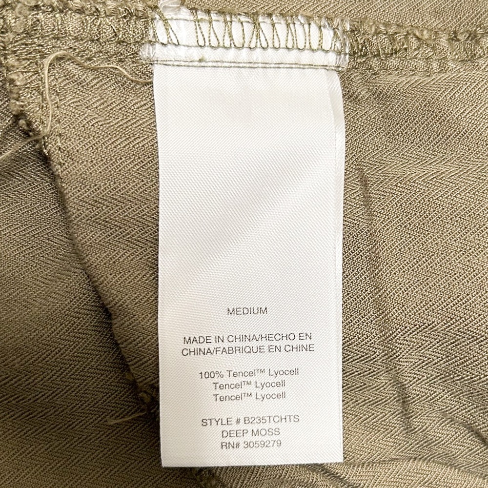 Thread Supply Deep Moss Green Pull On Ankle Length Herringbone Tapered Pants NWT - Picture 10 of 10